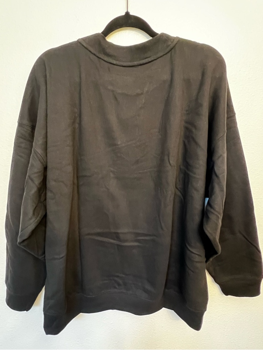 DKNY Sport Black Logo Crewneck Sweatshirt - Picture 4 of 5